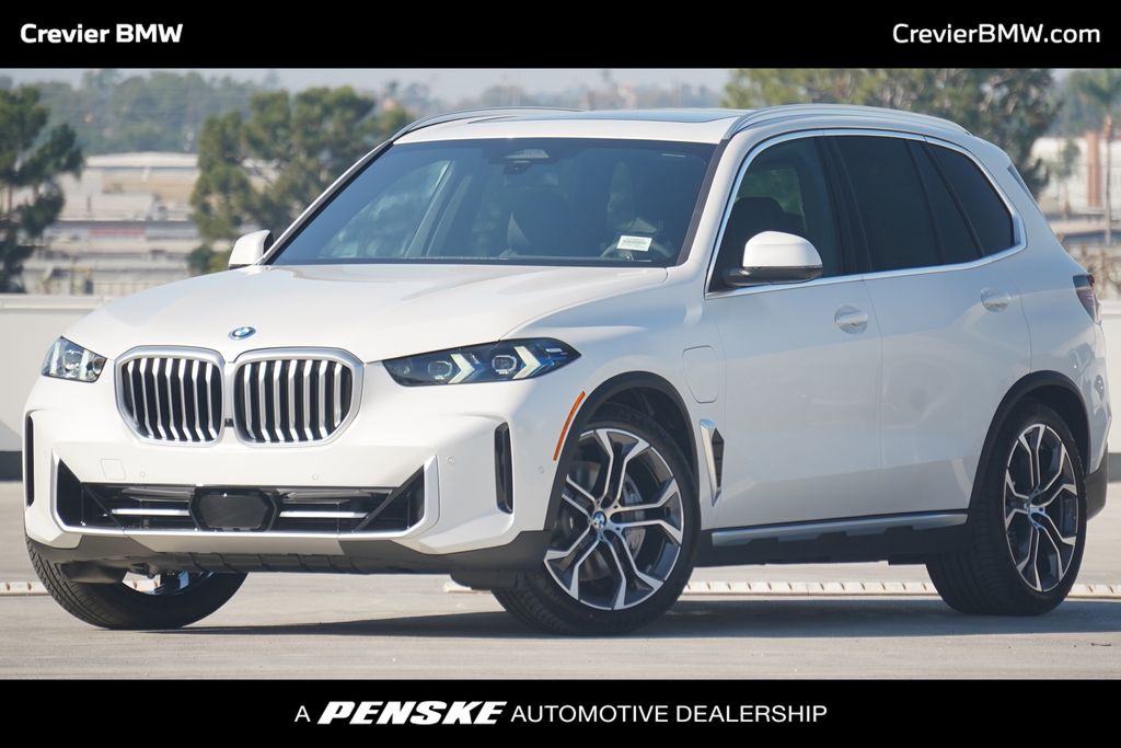 Mineral White Metallic 2026 BMW X5 SUV / Crossover All-Wheel Drive 8-Speed Automatic
