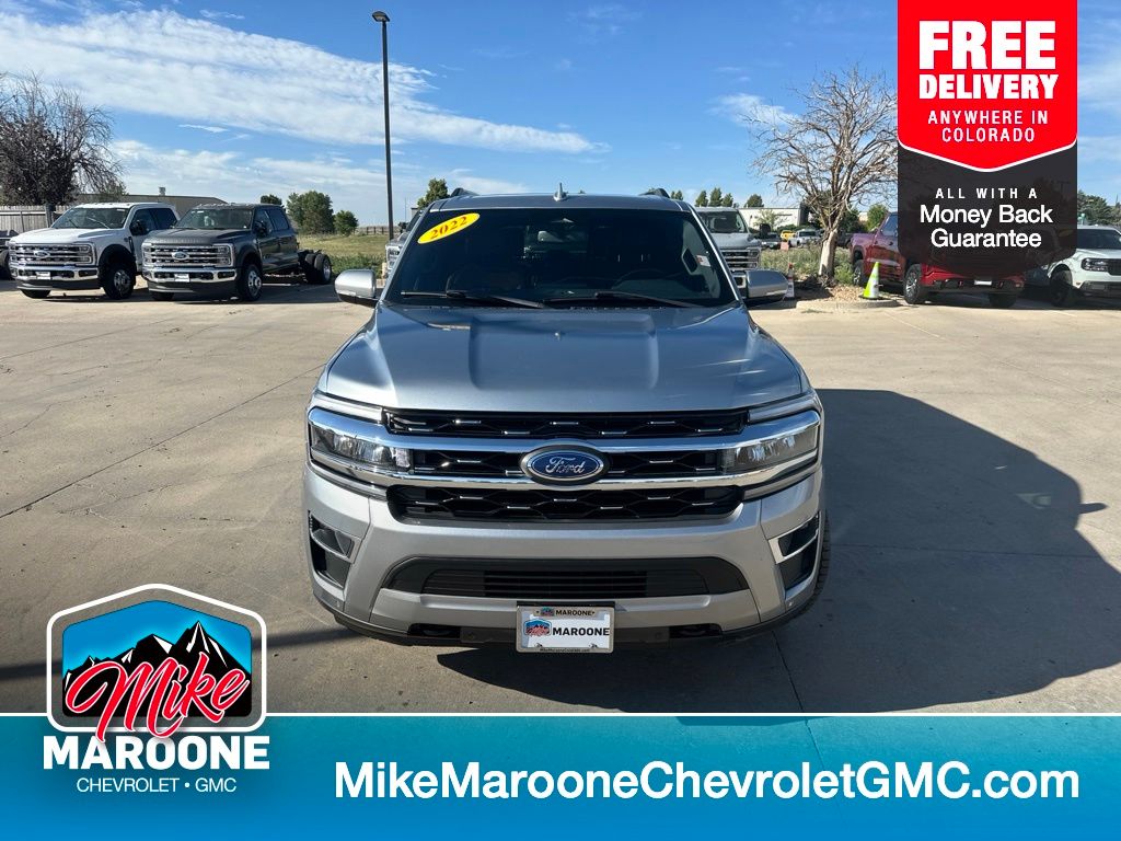 Silver Metallic 2022 Ford Expedition SUV / Crossover Four-Wheel Drive Automatic