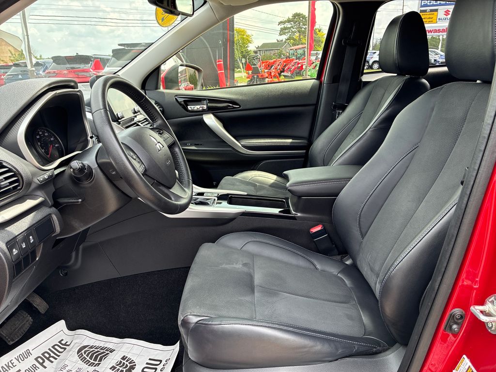 2022 Mitsubishi Eclipse Cross SE Red at Auto Express Mitsubishi