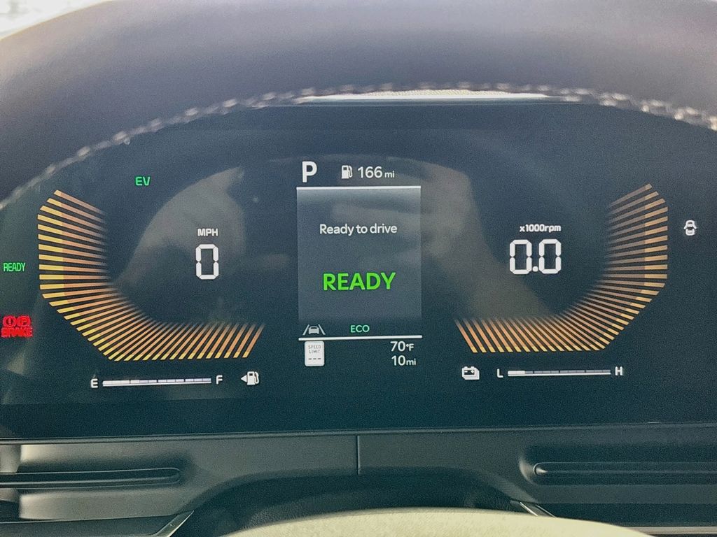 2027 Kia Carnival Hybrid EX