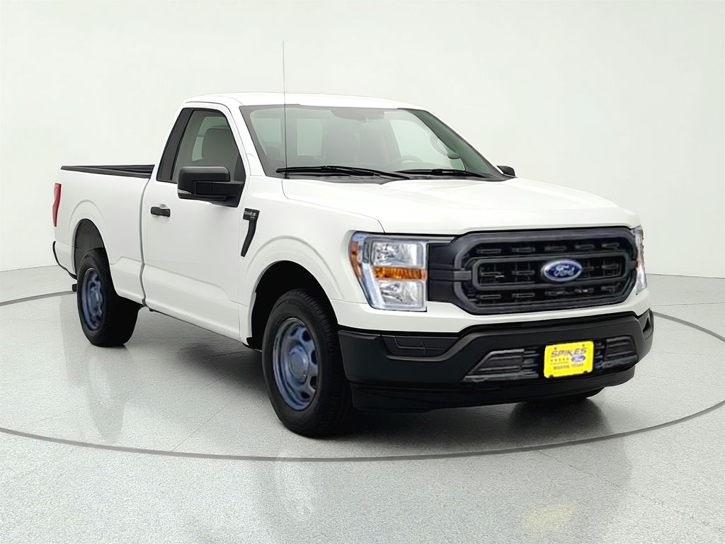 Oxford White 2022 Ford F-150 Pickup Truck 4X2 Automatic