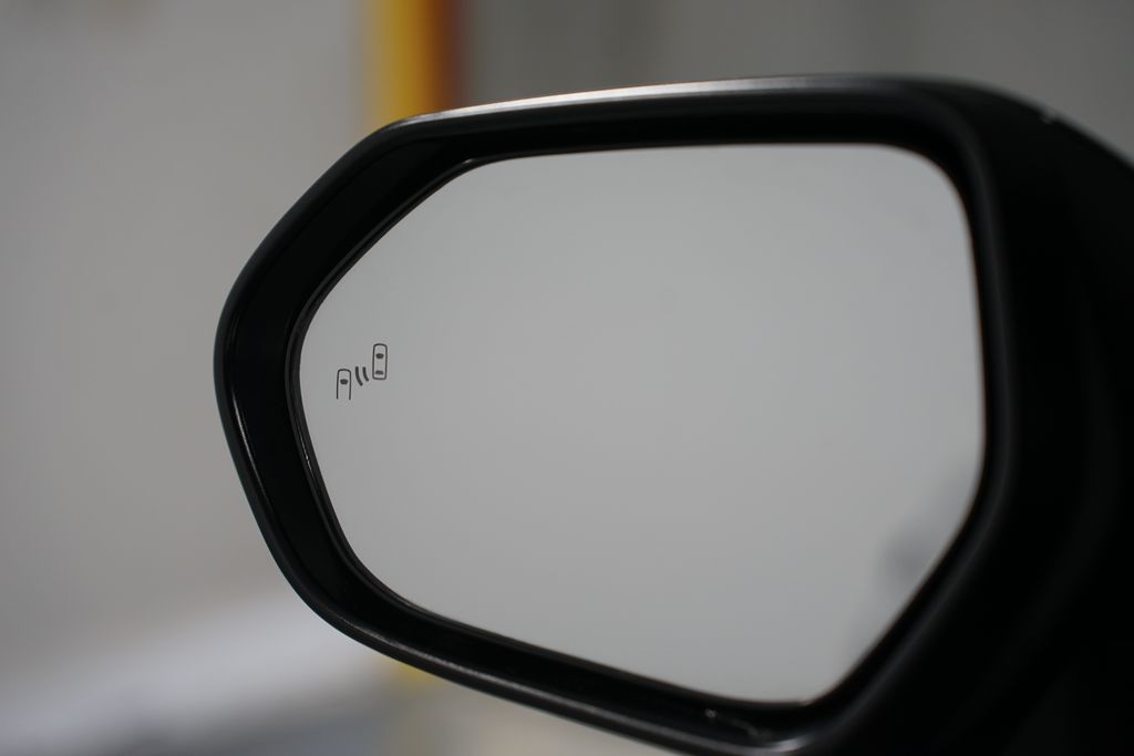 Thumbnail: 2025 Toyota Camry - 26