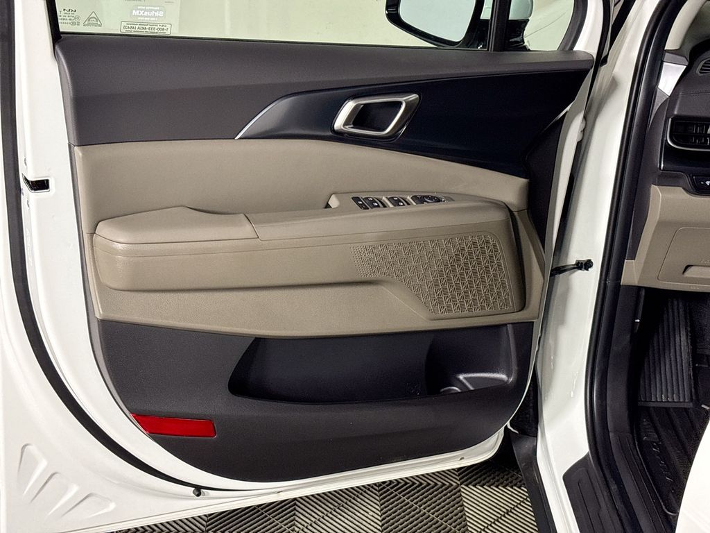 2026 Kia Carnival Hybrid LXS