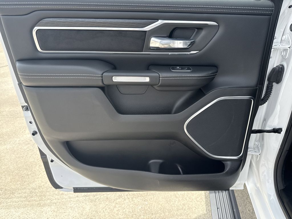 2023 Ram 1500 Laramie White at Victoria Chrysler Dodge Jeep Ram