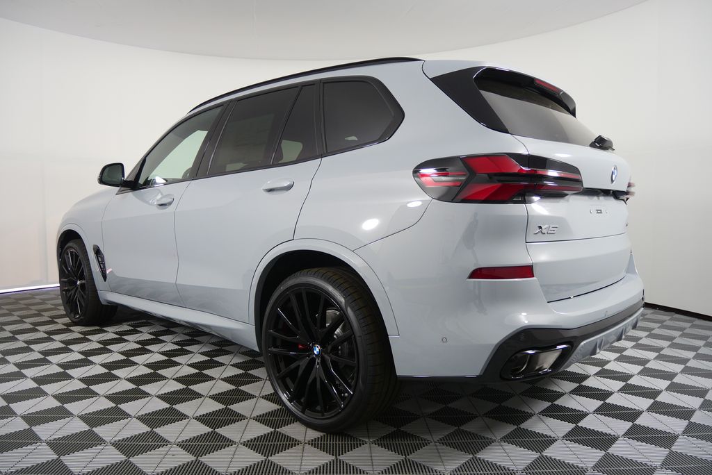 Thumbnail: 2026 BMW X5 - 5