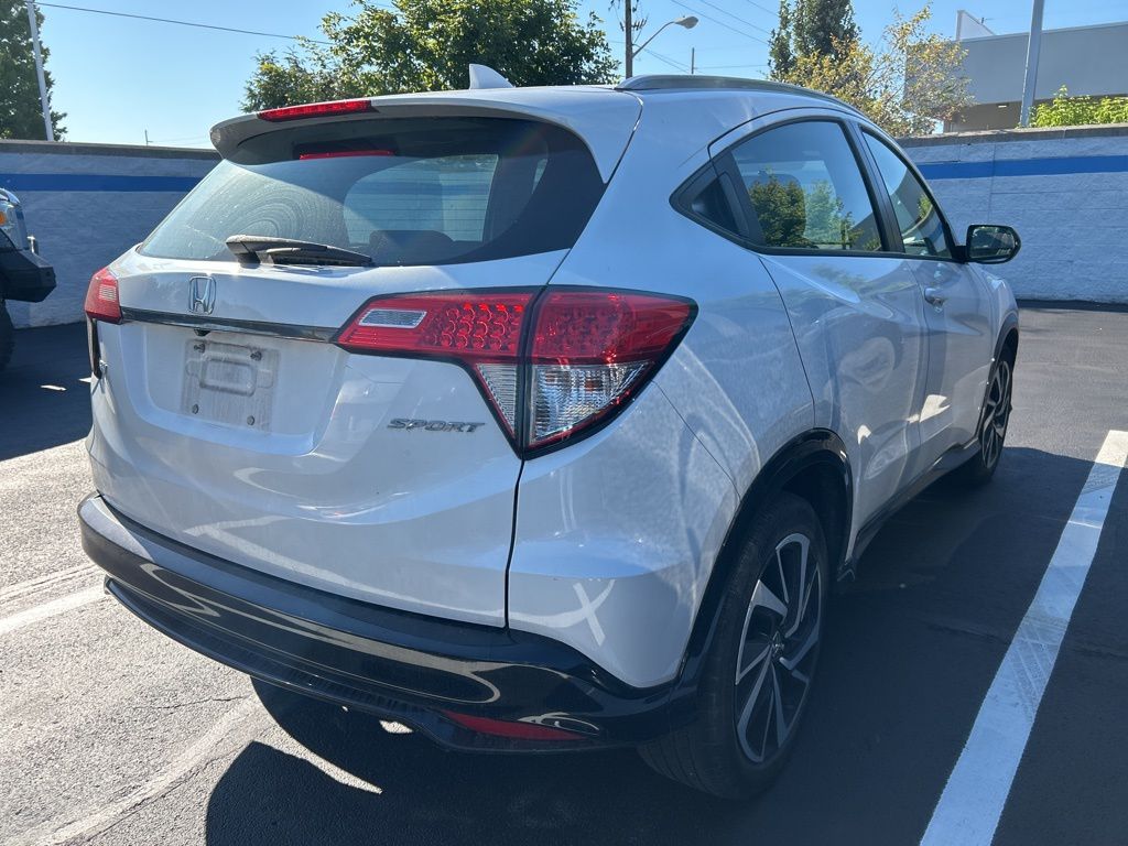 Thumbnail: 2019 Honda HR-V - 3