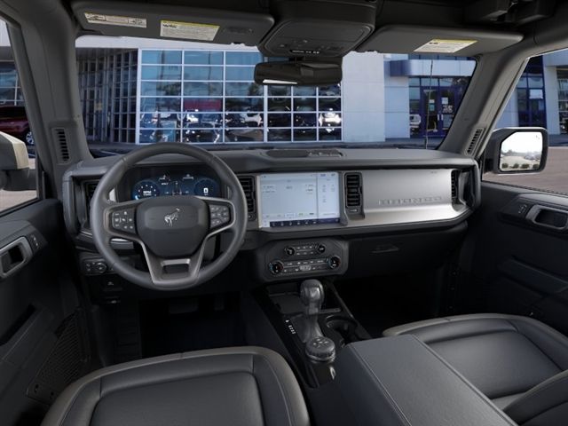 2026 Ford Bronco Outer Banks - 8