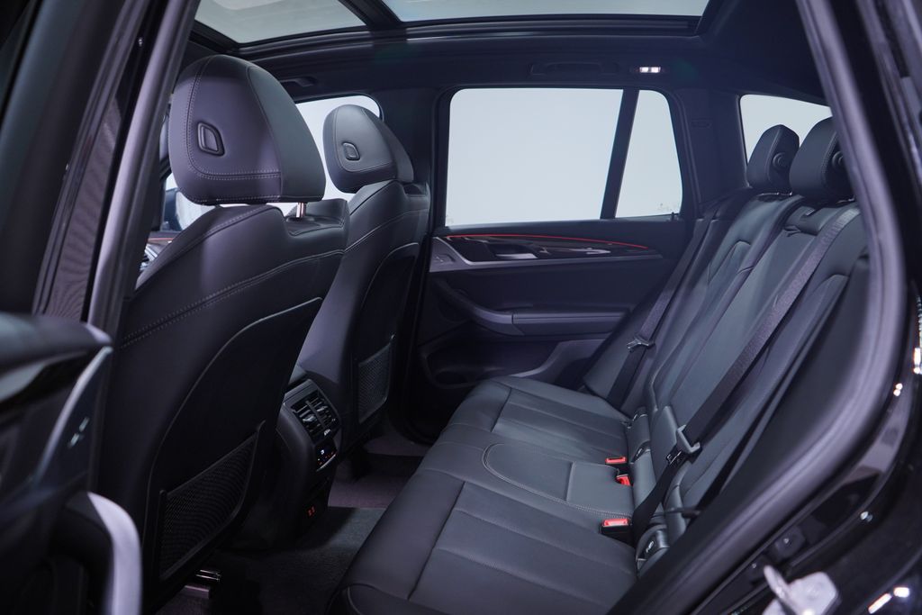 Thumbnail: 2023 BMW X3 - 9