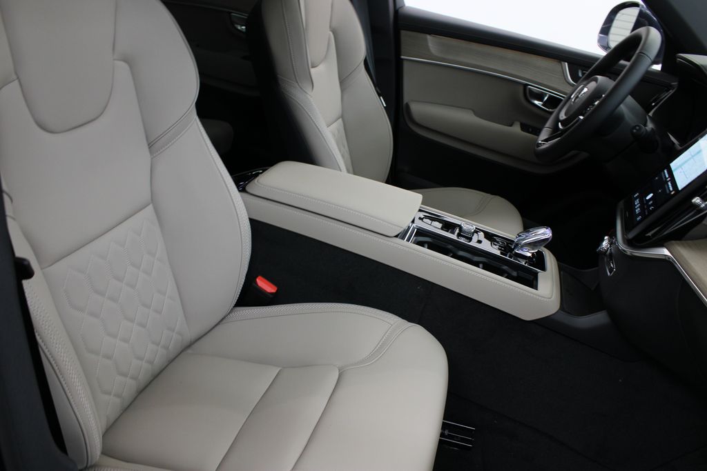 new 2026 Volvo XC90 car