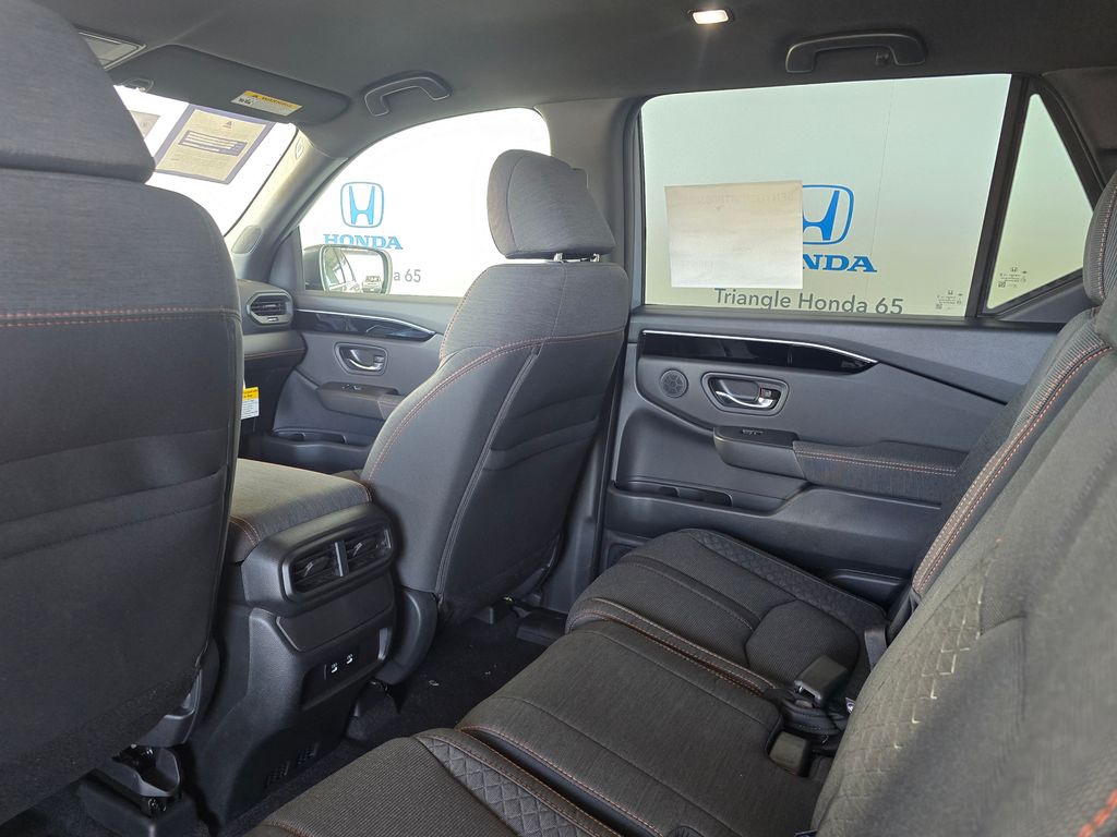 Thumbnail: 2026 Honda Pilot - 16