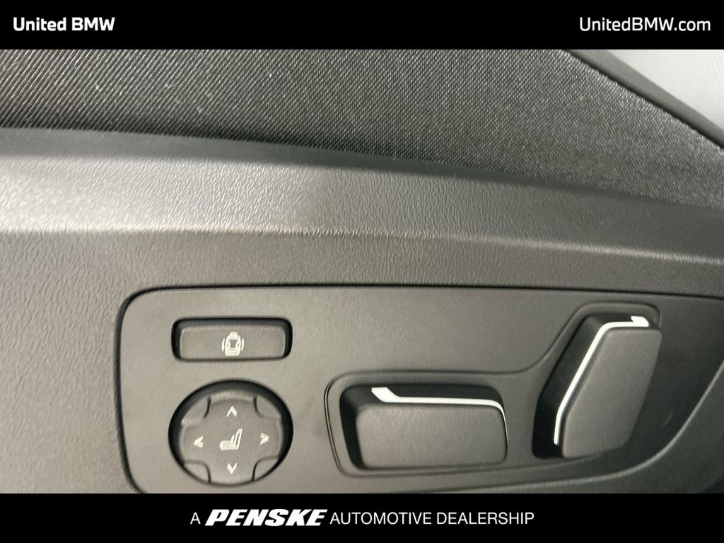 Thumbnail: 2026 BMW X3 - 12