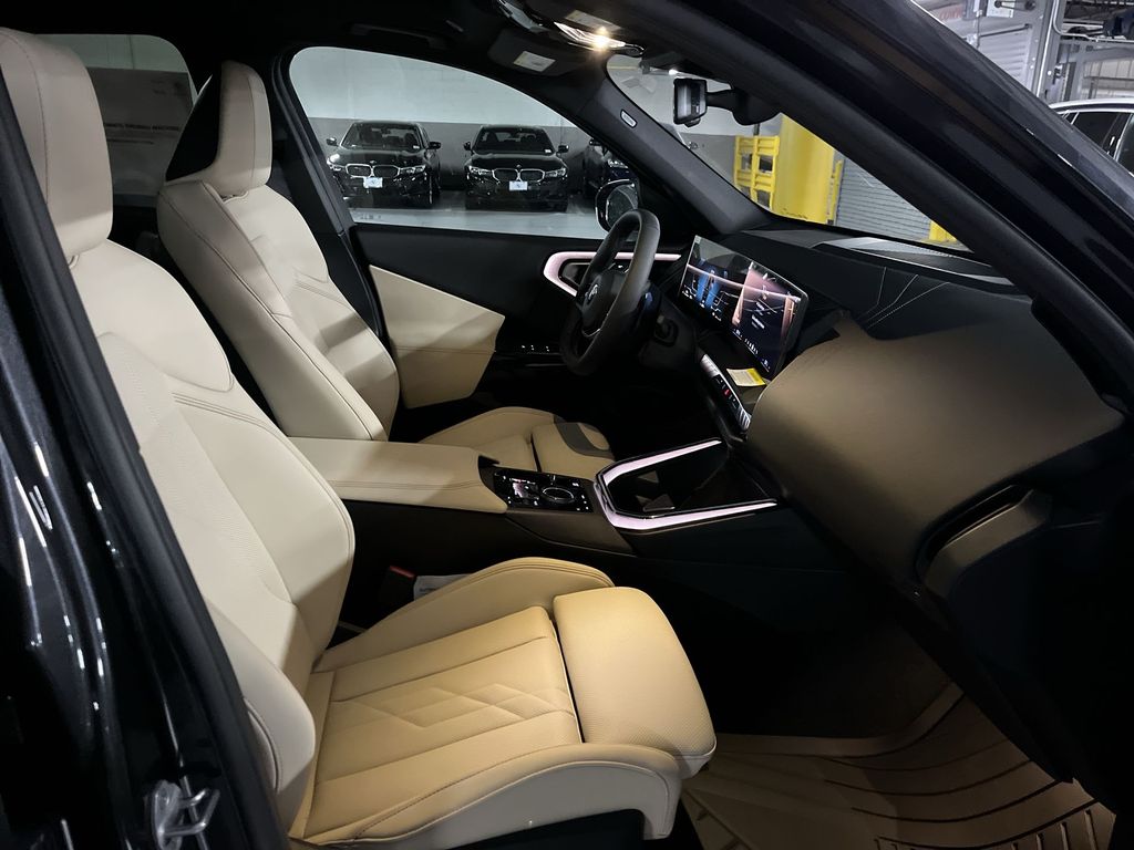 Thumbnail: 2026 BMW X3 - 25