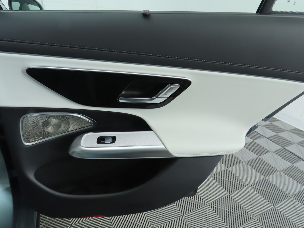 Thumbnail: 2026 Mercedes-Benz E-Class - 29