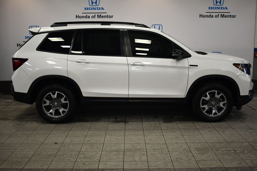 Thumbnail: 2023 Honda Passport - 9