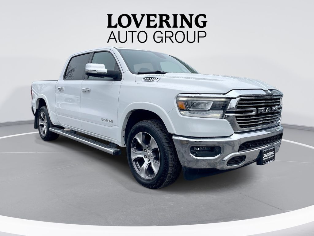 Bright White Clearcoat 2020 RAM 1500 Laramie Crew Cab 4WD Pickup Truck Four-Wheel Drive 8-Speed Automatic