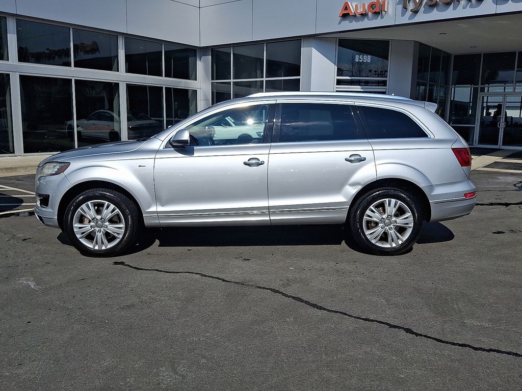 Thumbnail: 2011 Audi Q7 - 7