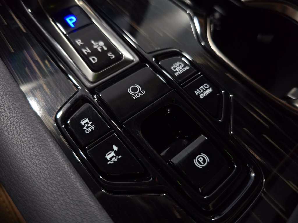 Thumbnail: 2026 Lexus RX - 25