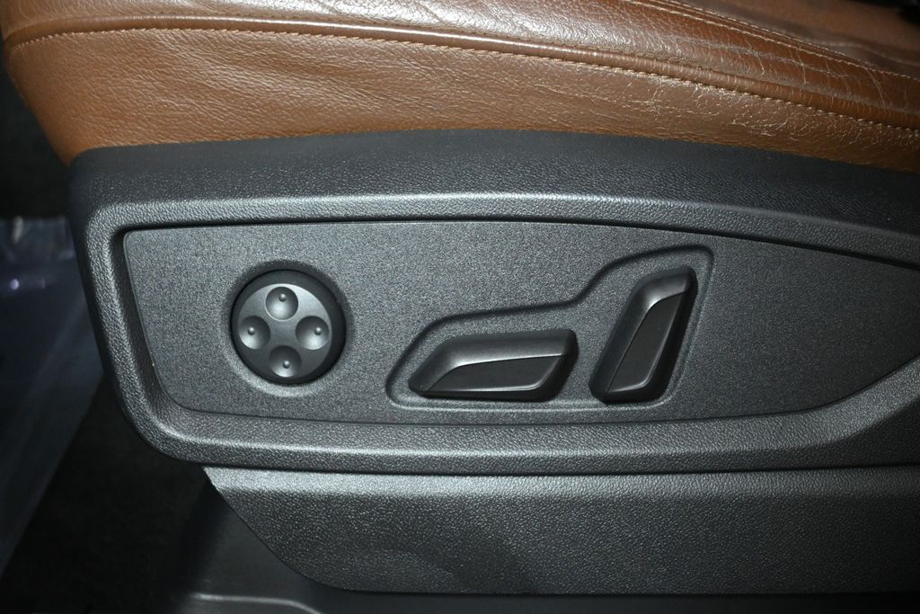 2018 Audi Q5 Premium Plus 28
