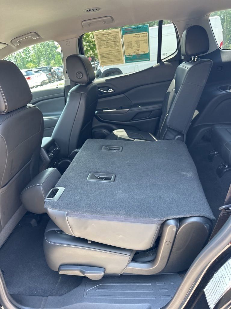 2023 Ebony Twilight Metallic GMC Acadia SLT FWD SUV