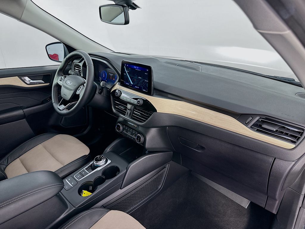 Thumbnail: 2022 Ford Escape - 30