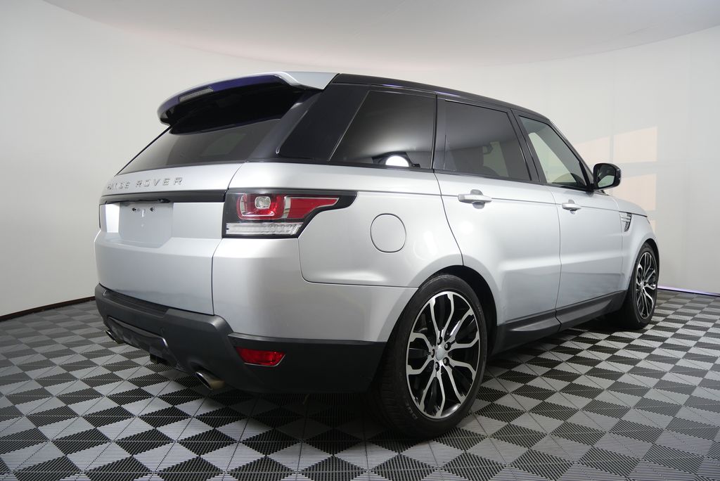Thumbnail: 2016 Land Rover Range Rover Sport - 3
