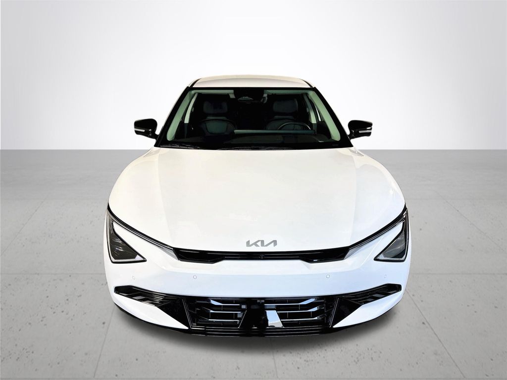 2026 Kia EV6 Wind