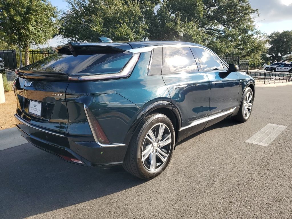 Used Car 2024 Cadillac Lyriq  Tech For Sale Under $40,000 In Austin, Texas