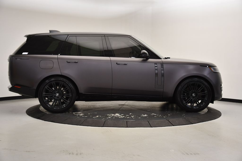 2024 Land Rover Range Rover SE 6