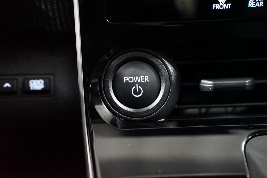 Thumbnail: 2024 Toyota bZ4X - 20