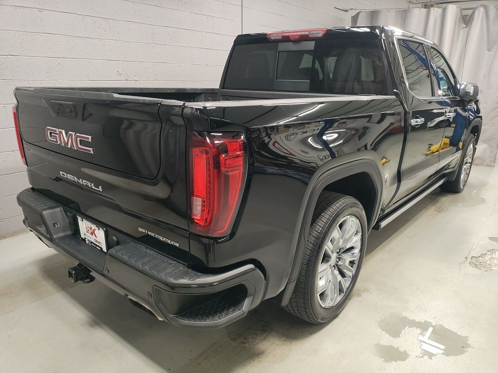 Used 2025 Black GMC Denali image 2