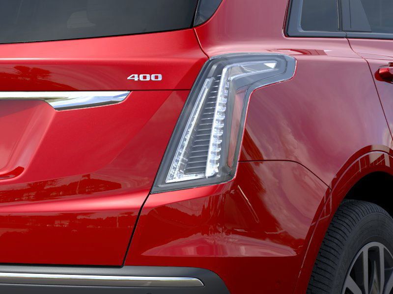 2025 Cadillac XT5 Sport 11