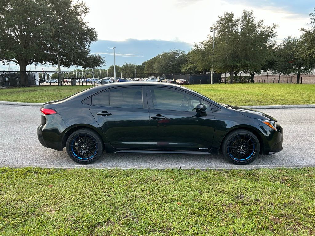 Thumbnail: 2021 Toyota Corolla - 5