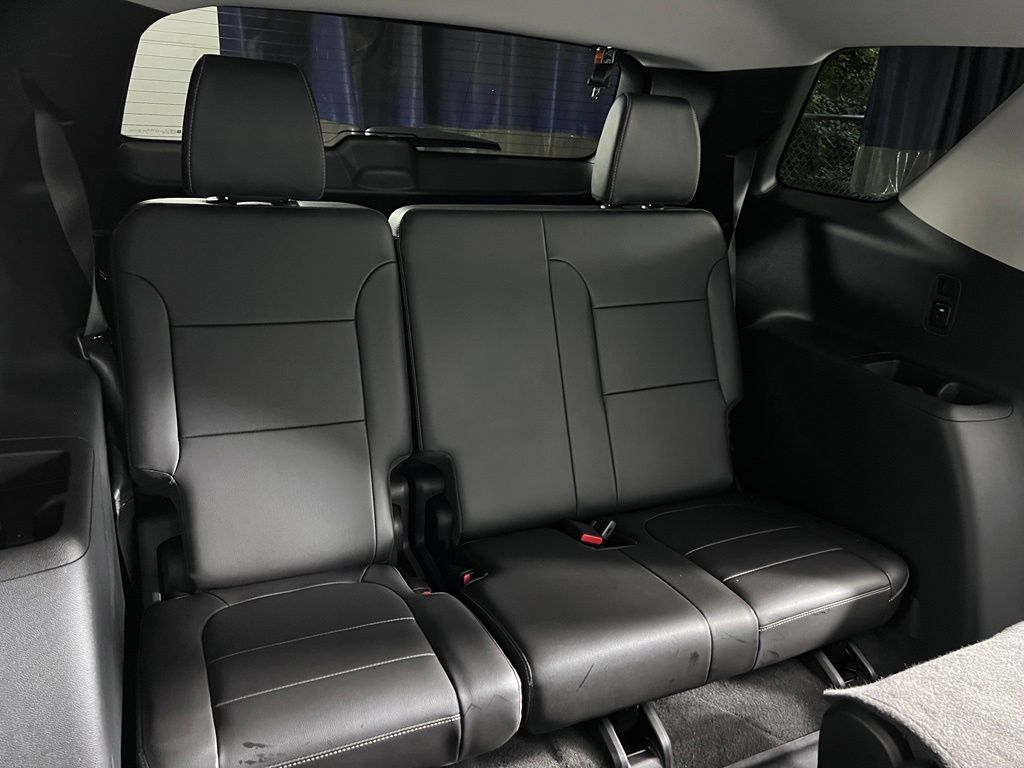 Used 2020 White Chevrolet Premier image 23