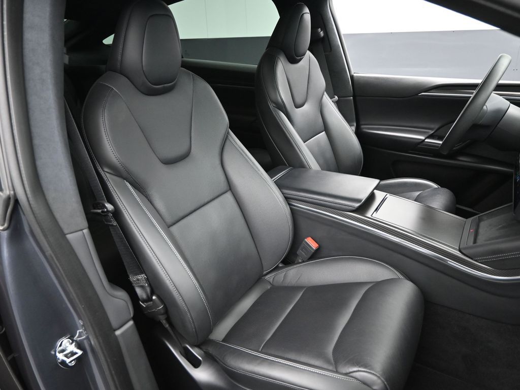 2022 Tesla Model X Plaid