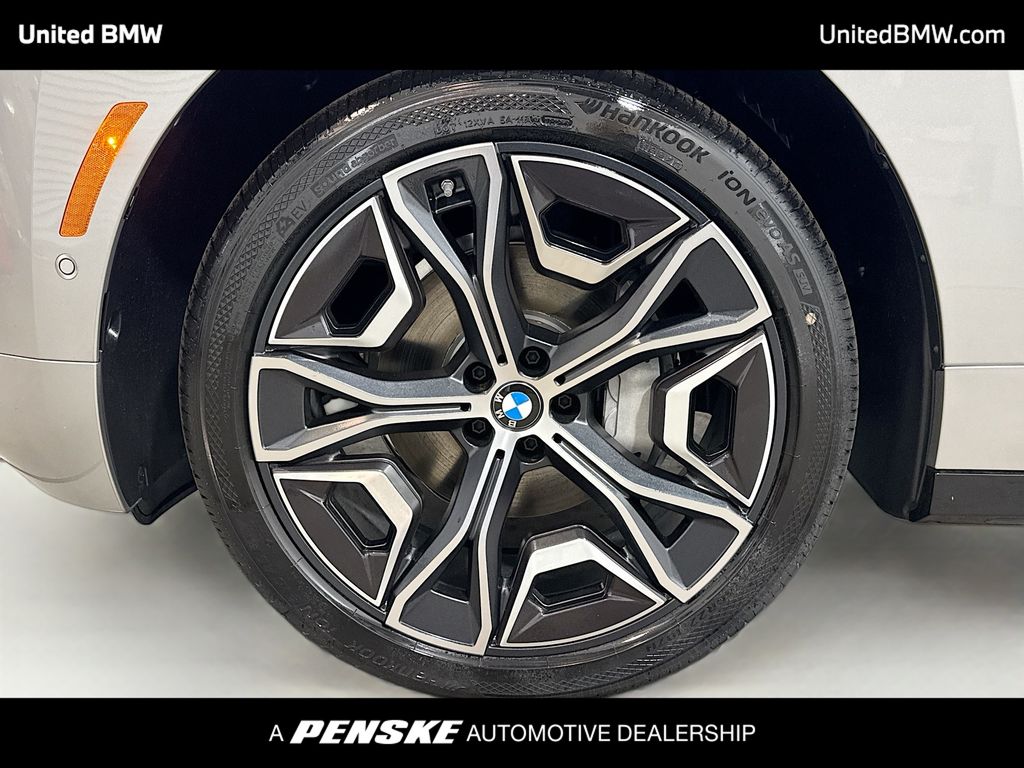 Thumbnail: 2026 BMW iX - 2