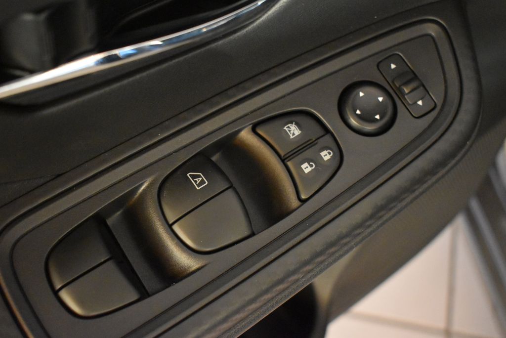 Thumbnail: 2025 Nissan Versa - 8