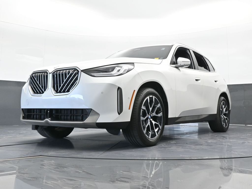 Used 2025 Mineral White Metallic BMW 30 xDrive image 60