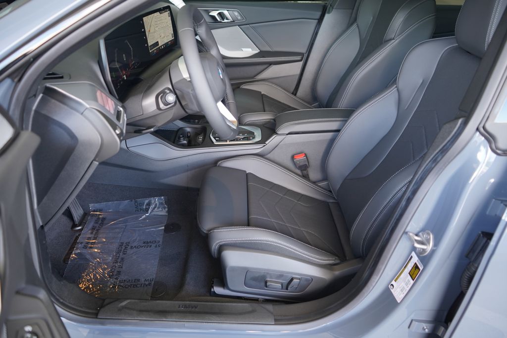 Thumbnail: 2026 BMW 2 Series - 10