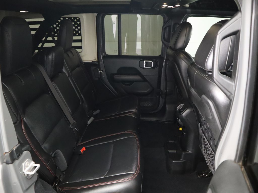 Thumbnail: 2020 Jeep Wrangler - 23