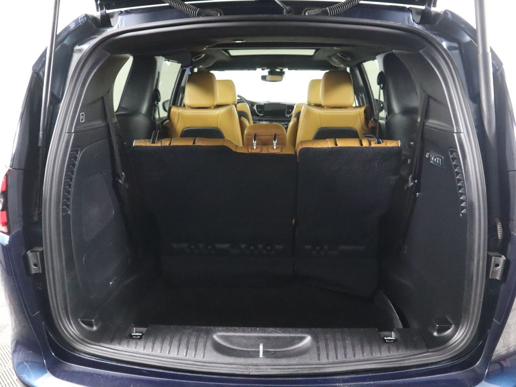 Thumbnail: 2022 Chrysler Pacifica - 26