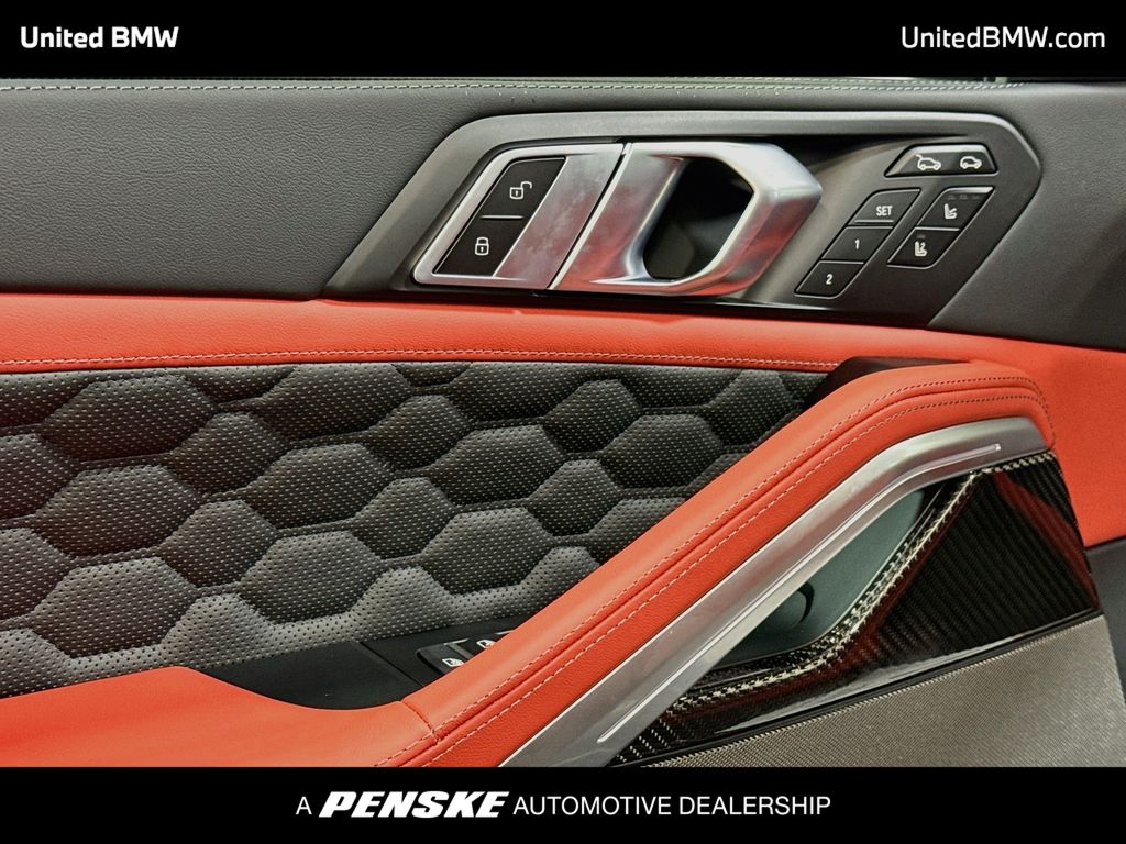 Thumbnail: 2027 BMW X6 - 10