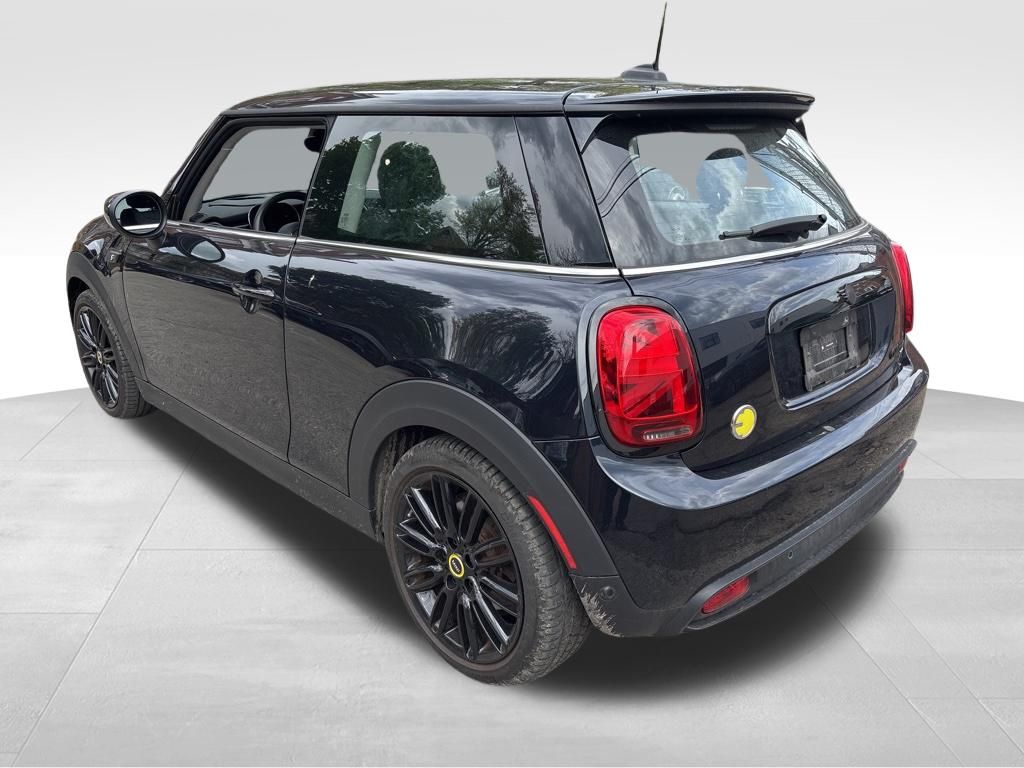 Certified 2024 MINI Hardtop 2 Door SE with VIN WMW13DJ09R2V83877 for sale in Pittsburgh, PA