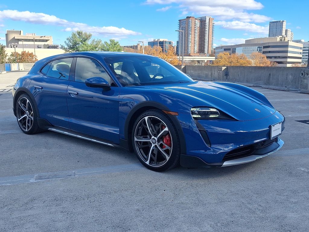 Thumbnail: 2021 Porsche Taycan - 7