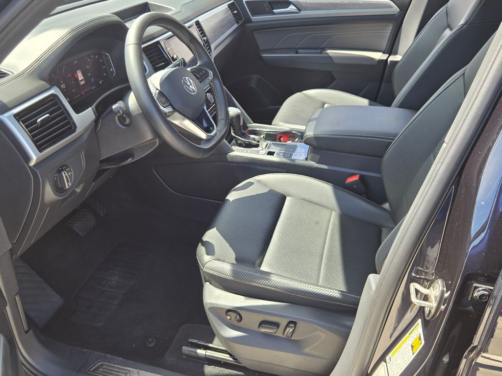 2023 Volkswagen Atlas - $23,665