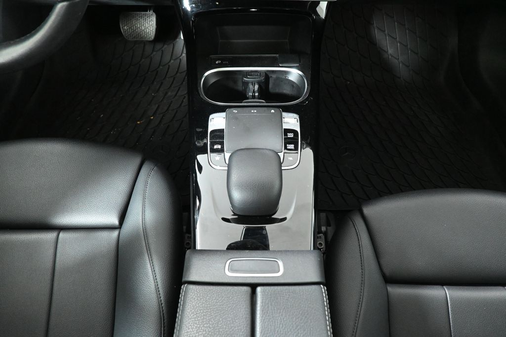 Thumbnail: 2020 Mercedes-Benz A-Class - 23