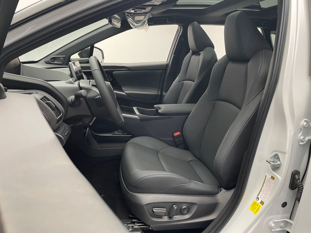 2025 Toyota bZ4X Limited 13