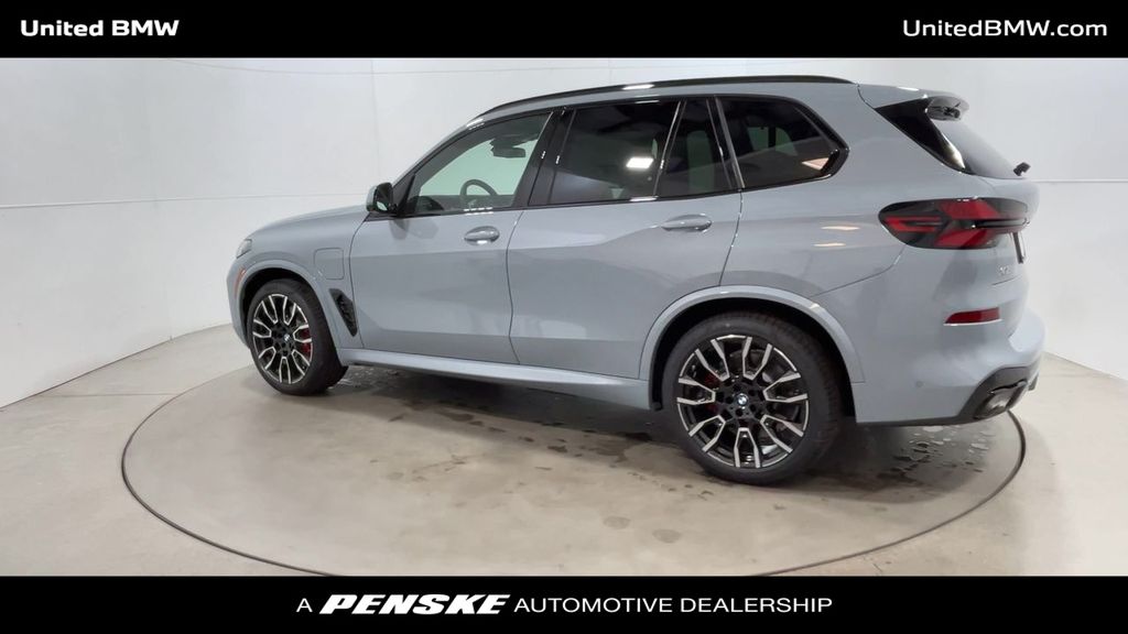 2025 BMW X5 xDrive50e 6