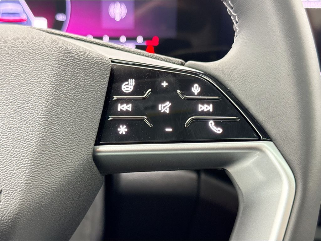 Thumbnail: 2025 Audi Q5 - 12