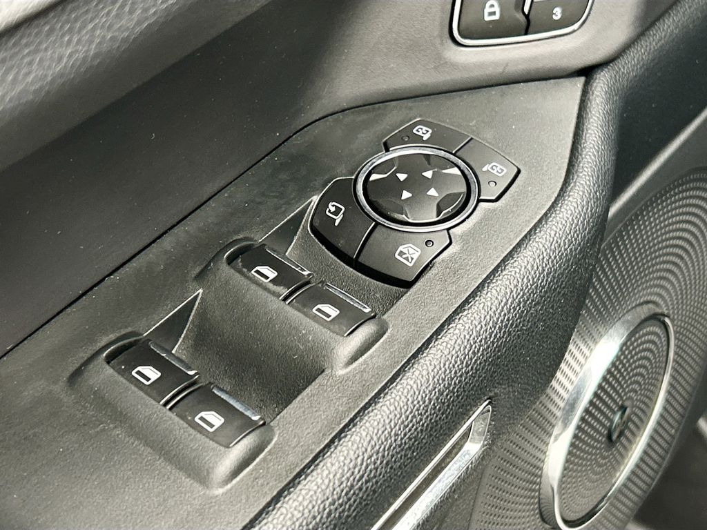 Thumbnail: 2022 Ford Expedition - 22