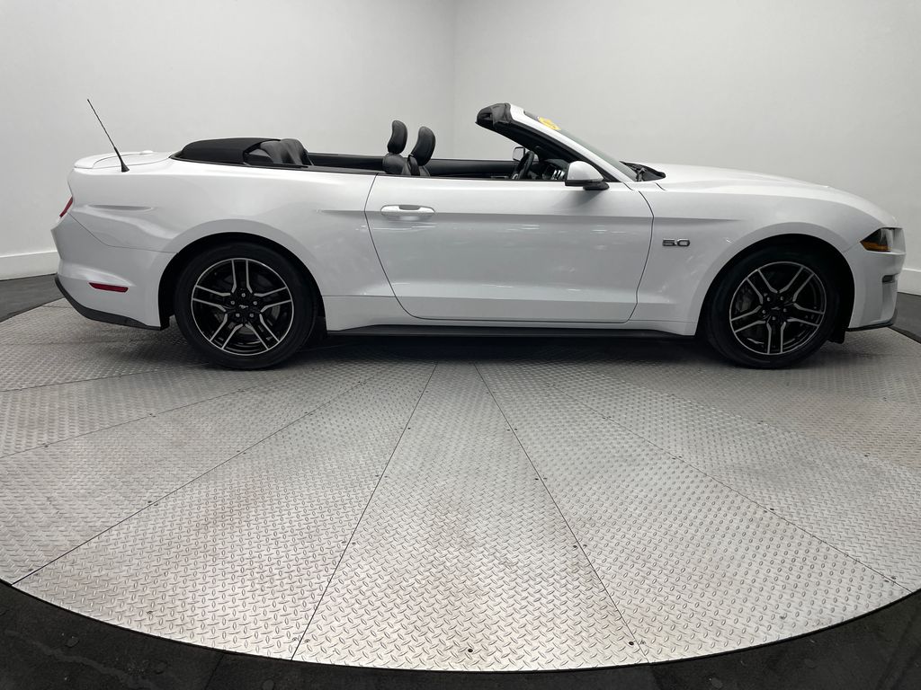 Thumbnail: 2019 Ford Mustang - 6